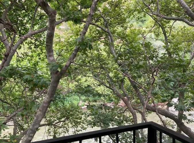 מלון Restaurant Merina 2*