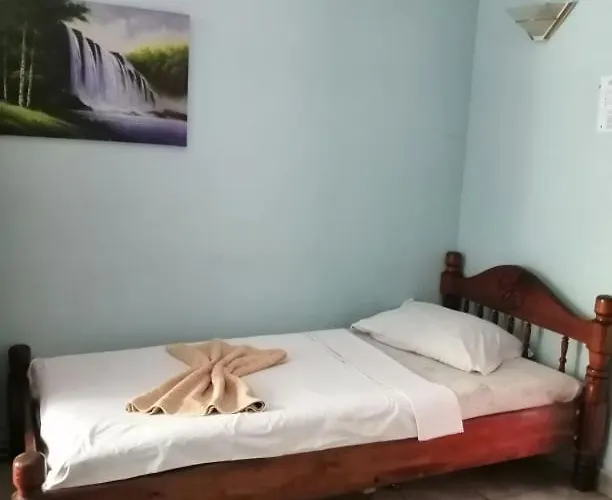 מלון Restaurant Merina